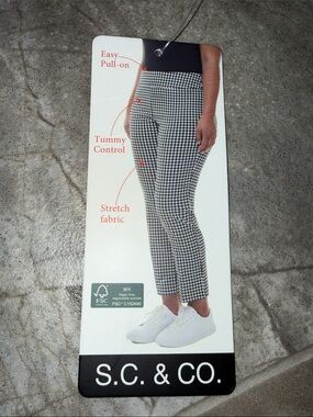 S.C. & CO. Black and White Houndstooth Pull-On Pants size 22